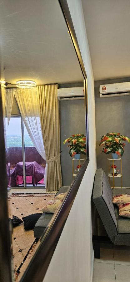 Er Homestay 2R1B Suite Nearby Klia Terminal Sepang Exteriör bild